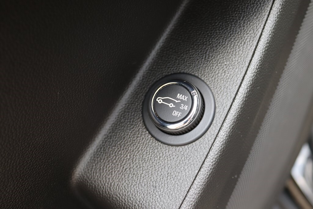 2023 Chevrolet Traverse 1LT - Photo 17