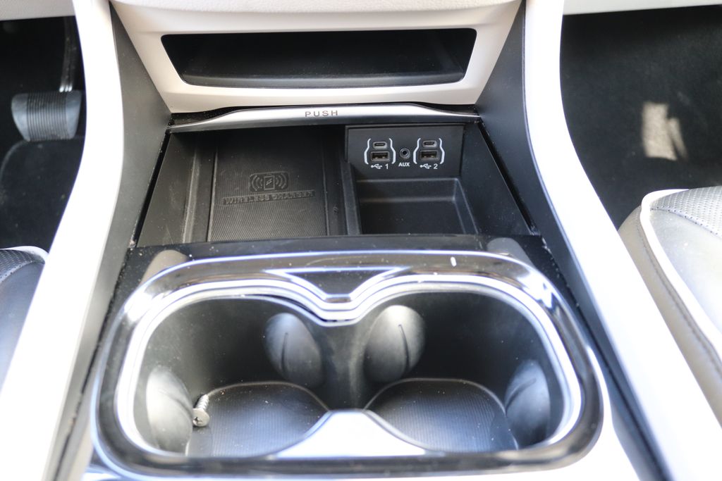 2023 Chrysler Pacifica Hybrid Limited - Photo 20