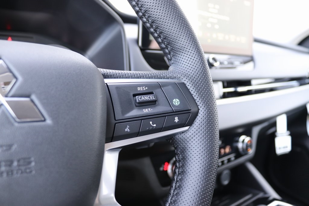 2026 Mitsubishi Outlander SE - Photo 7