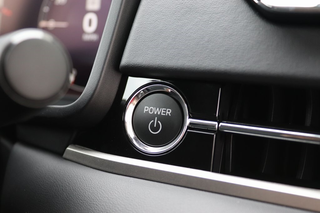 2025 Mitsubishi Outlander Plug-in Hybrid SE - Photo 14