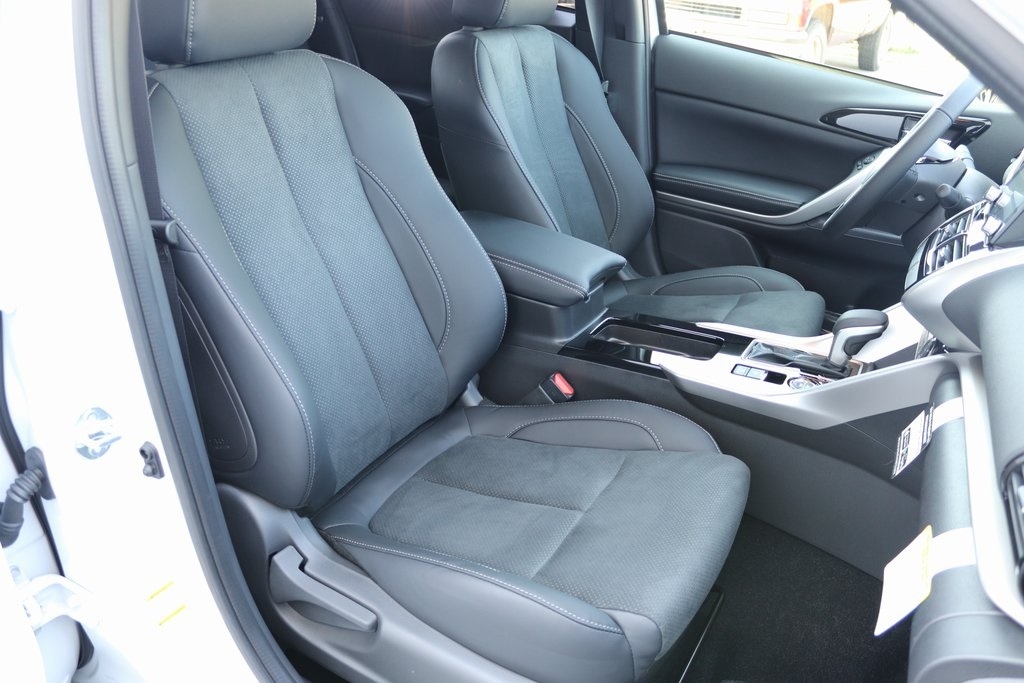 2026 Mitsubishi Eclipse Cross SE - Photo 13