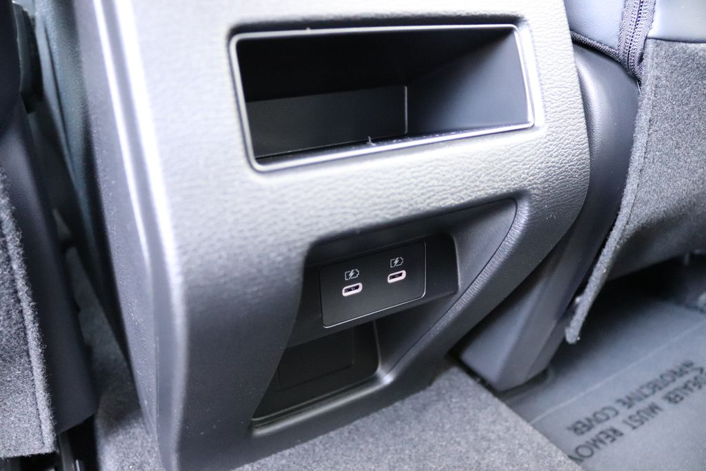 2026 Mitsubishi Outlander SE - Photo 22
