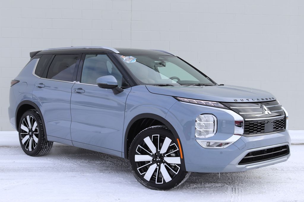 2026 Mitsubishi Outlander SEL S-AWC's photo