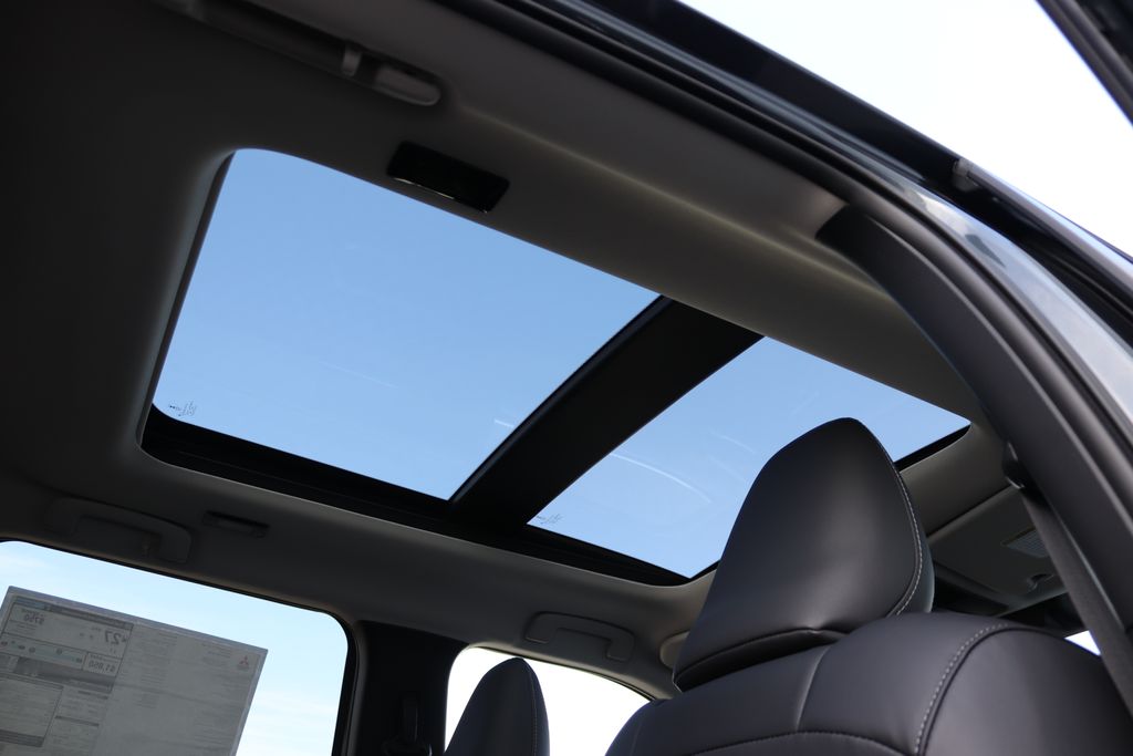 2026 Mitsubishi Outlander SE - Photo 20