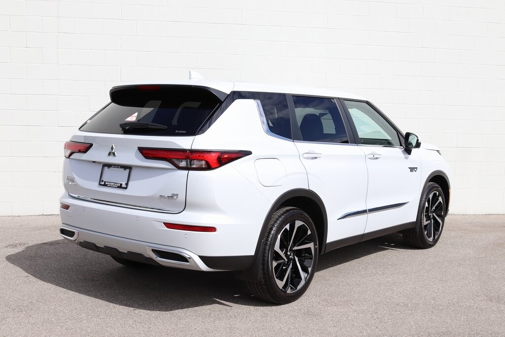 2025 Mitsubishi Outlander Plug-in Hybrid SE - Photo 23