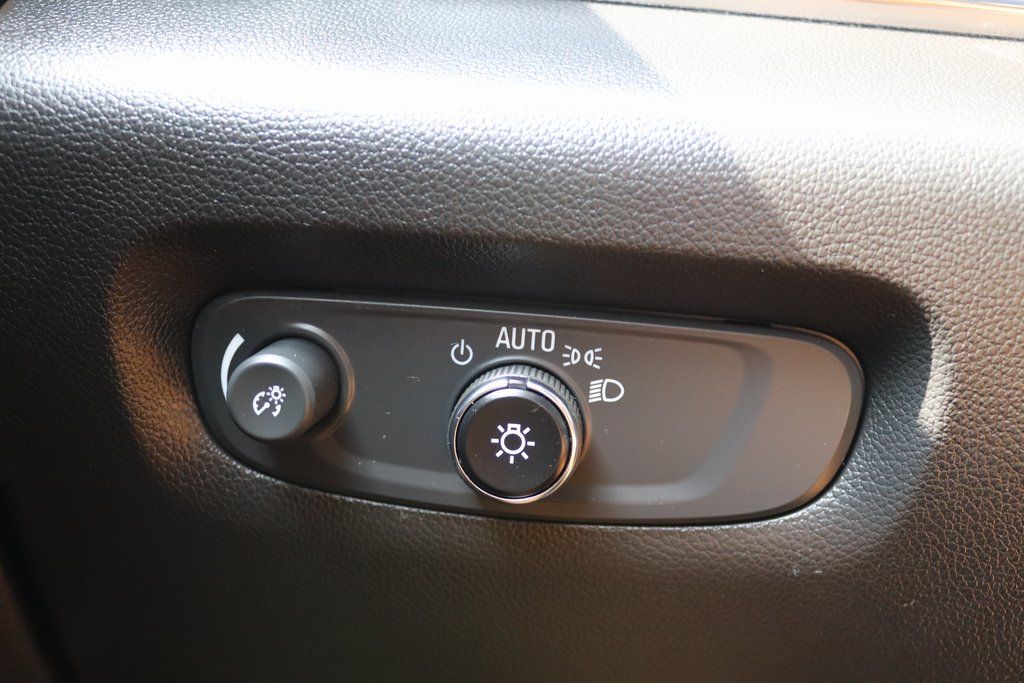 2023 Chevrolet Traverse 1LT - Photo 10