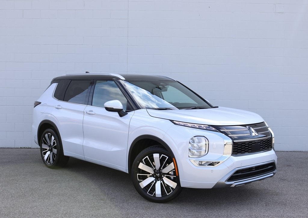 2025 Mitsubishi Outlander SEL