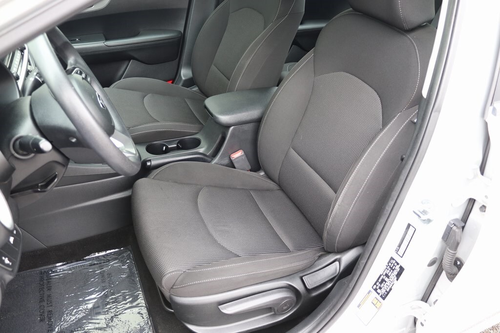 2020 Kia Forte FE LXS photo 3