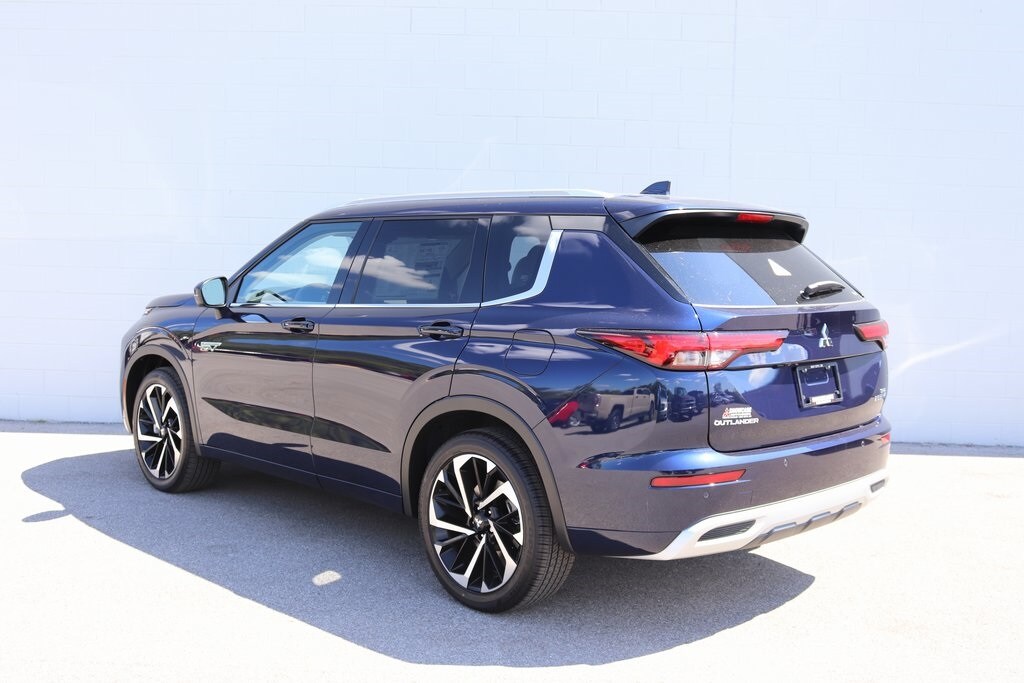 2025 Mitsubishi Outlander Plug-in Hybrid SEL - Photo 14