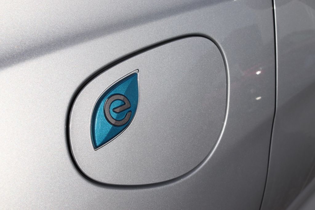 2023 Chrysler Pacifica Hybrid Limited - Photo 46