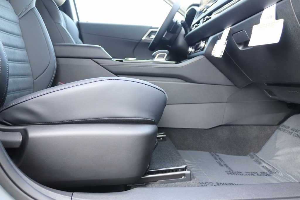 2026 Mitsubishi Outlander SE - Photo 40
