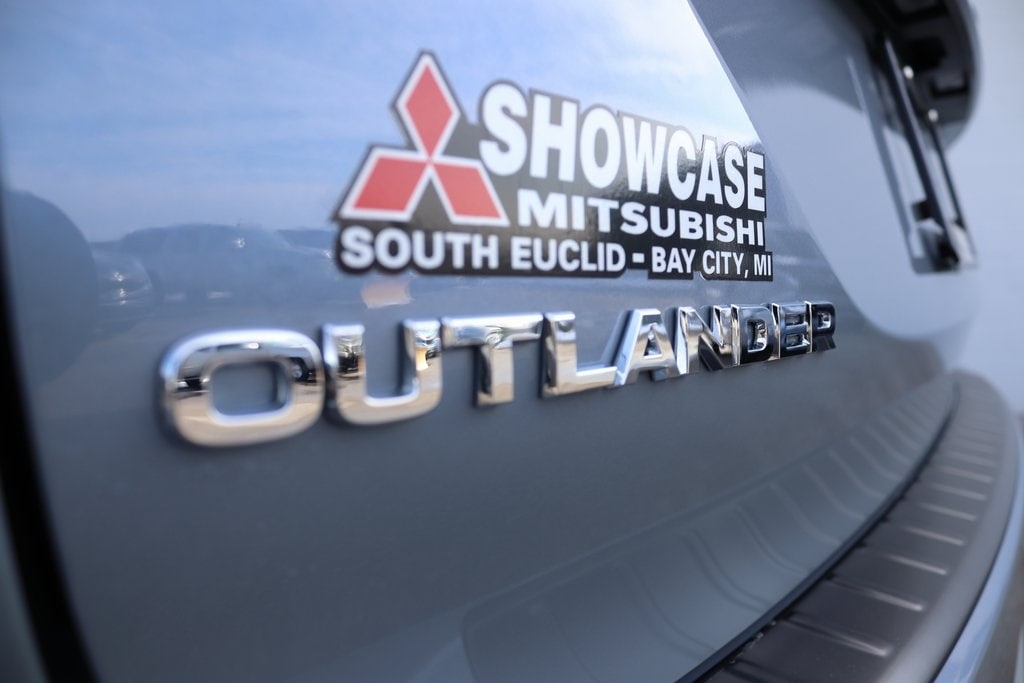 2026 Mitsubishi Outlander SE - Photo 10