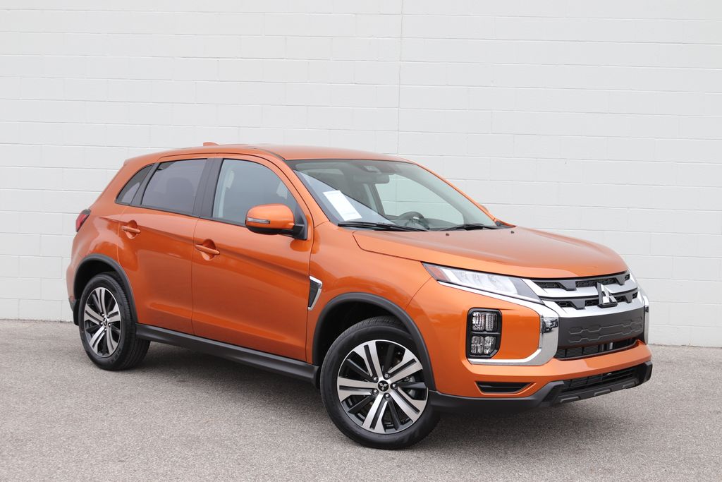 2026 Mitsubishi Outlander Sport 2.0 SE AWC CVT's photo