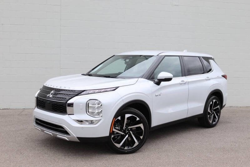 2025 Mitsubishi Outlander Plug-in Hybrid SE - Photo 17