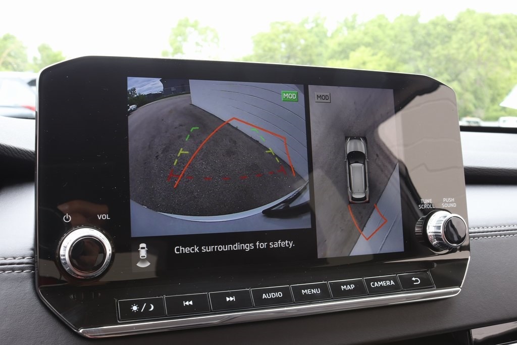 2025 Mitsubishi Outlander Plug-in Hybrid SE - Photo 17