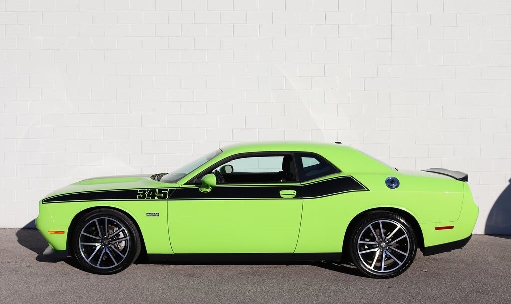 2023 Dodge Challenger R/T photo 2