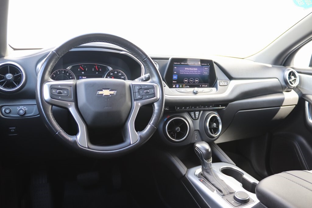 2020 Chevrolet Blazer 2LT photo 3