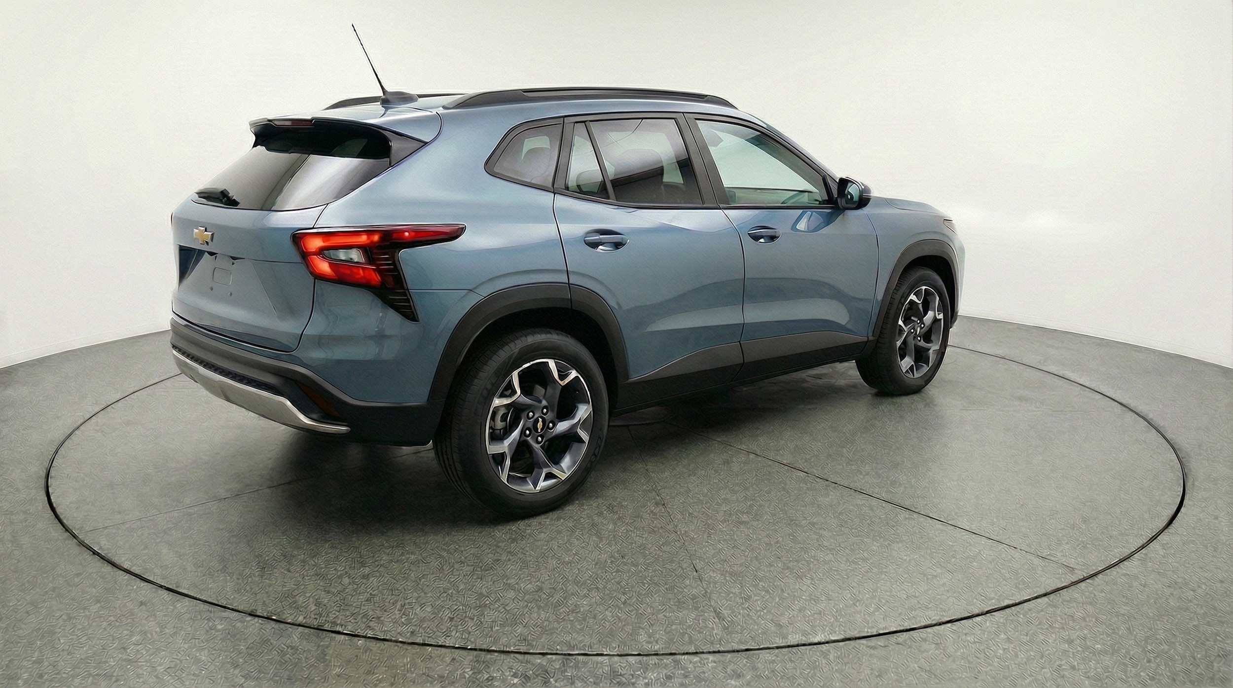 Thumbnail: 2025 Chevrolet Trax - 9