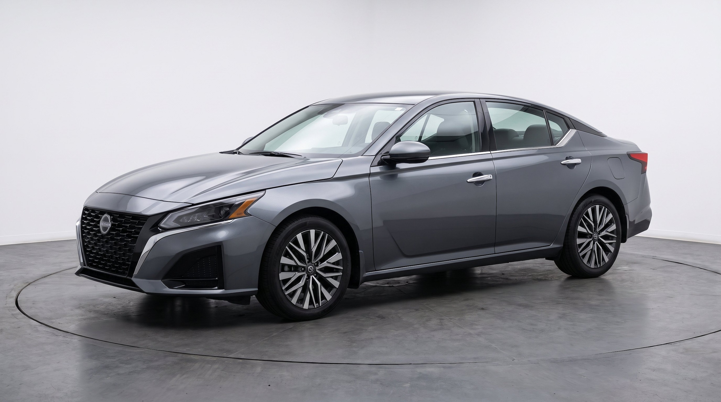 Thumbnail: 2025 Nissan Altima - 3