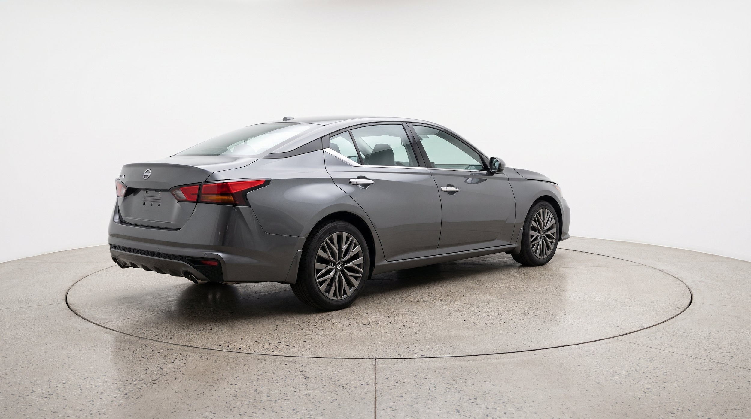 Thumbnail: 2025 Nissan Altima - 9