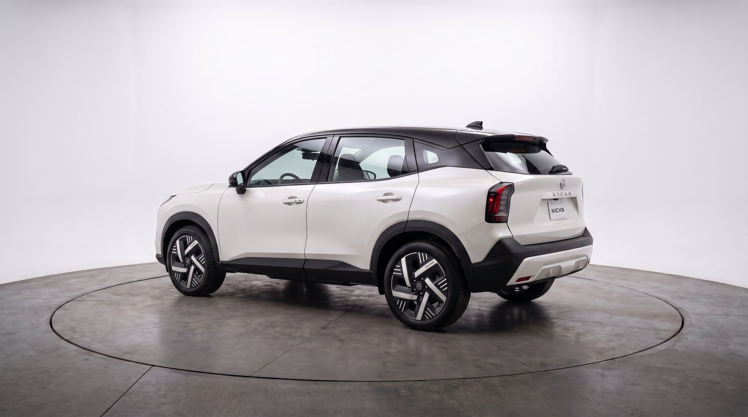 Thumbnail: 2026 Nissan Kicks - 6