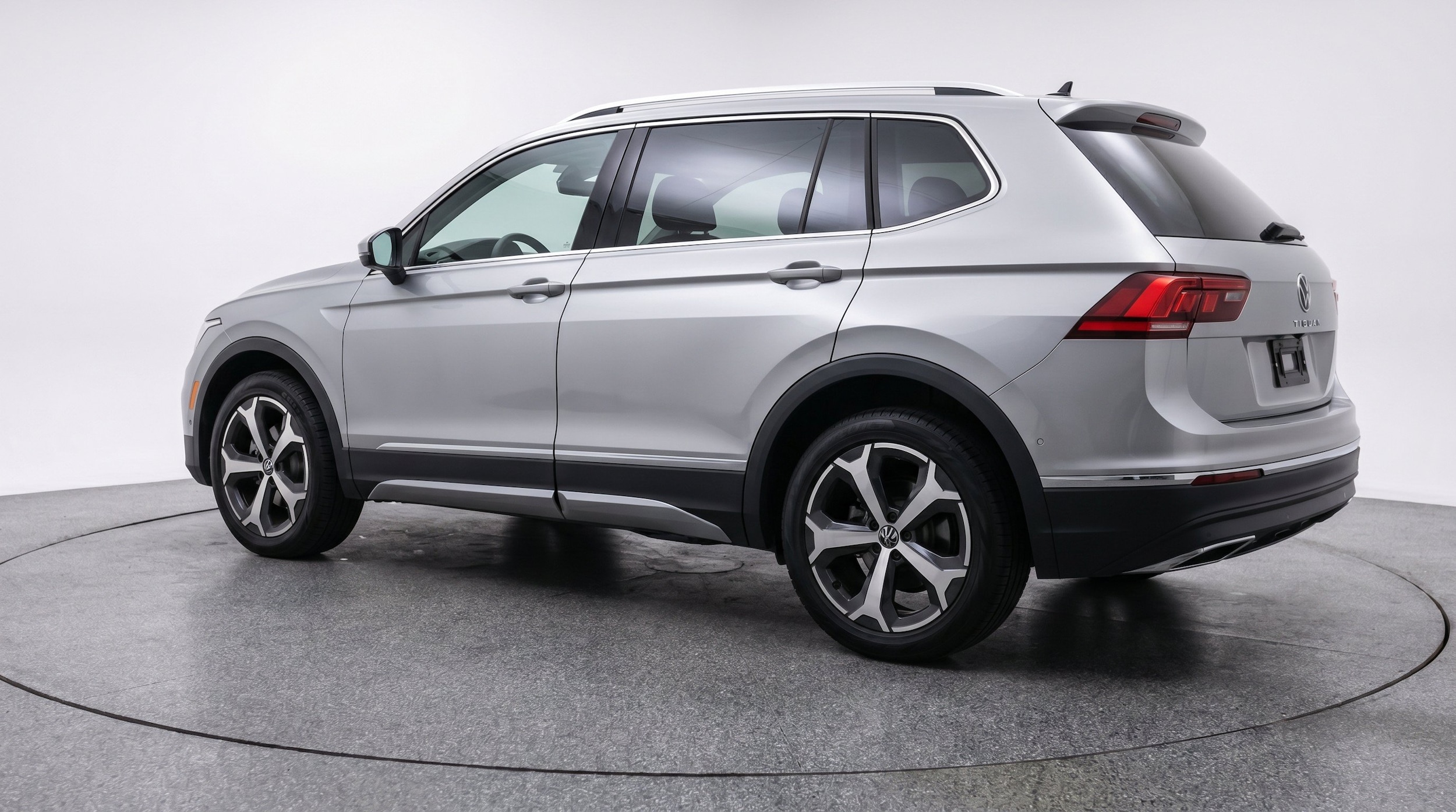 Thumbnail: 2026 Volkswagen Tiguan - 6