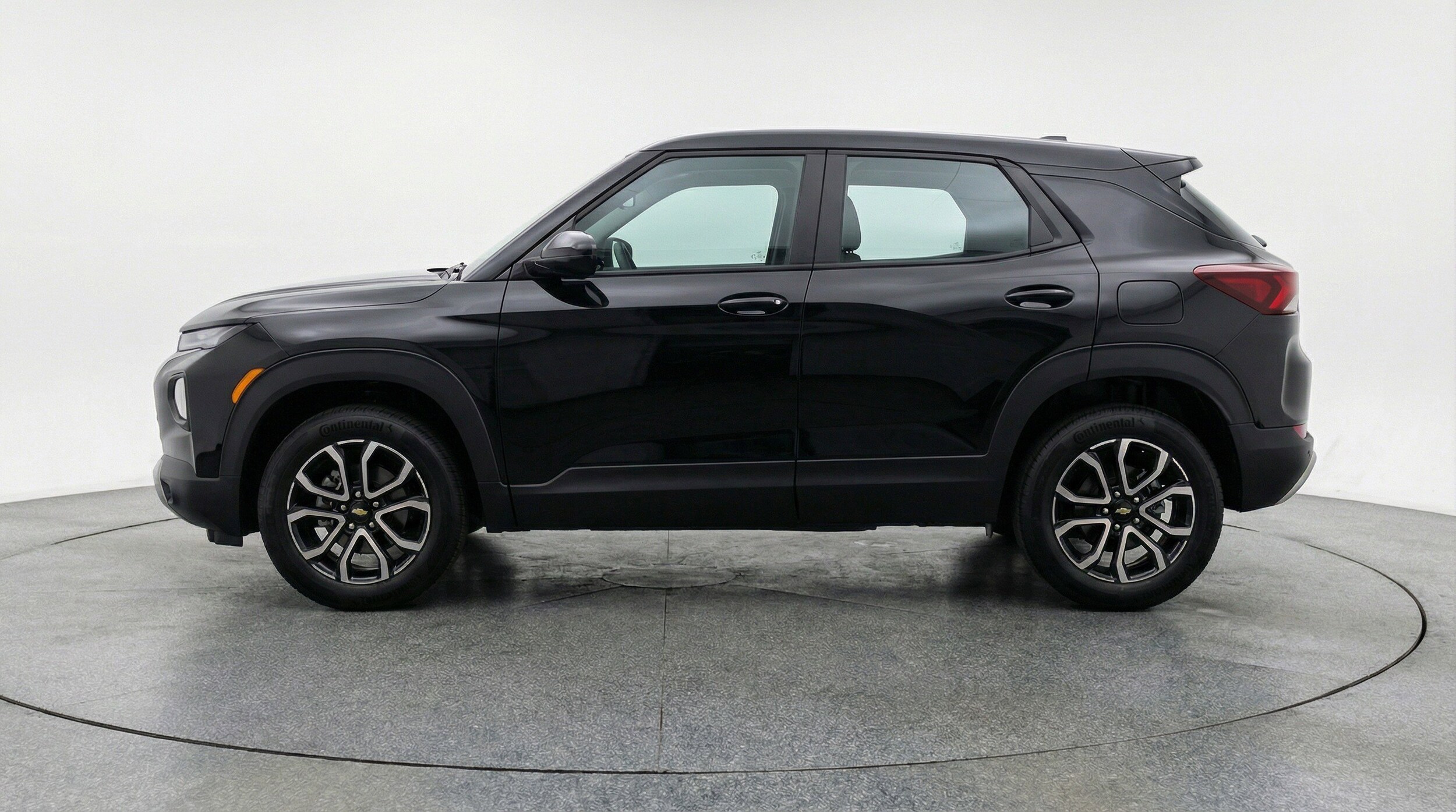 Thumbnail: 2025 Chevrolet TrailBlazer - 5
