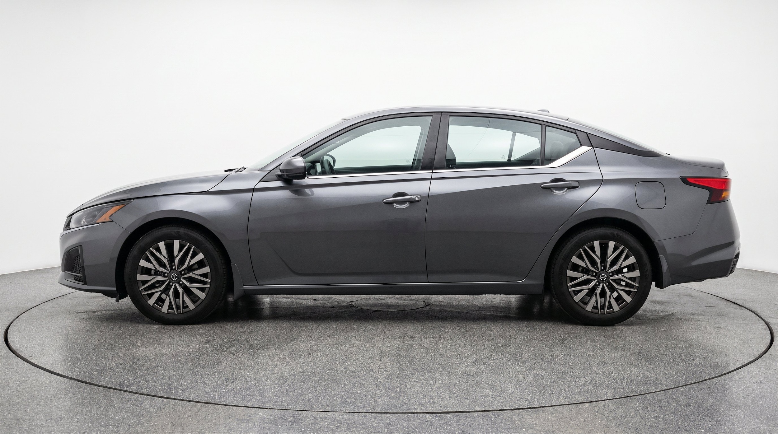 Thumbnail: 2025 Nissan Altima - 5