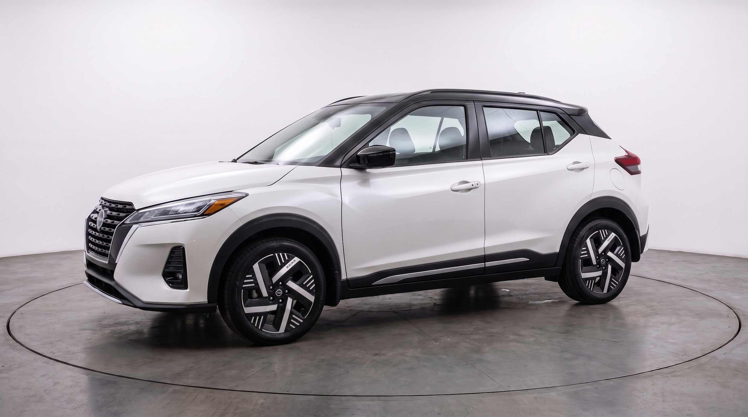 Thumbnail: 2026 Nissan Kicks - 3