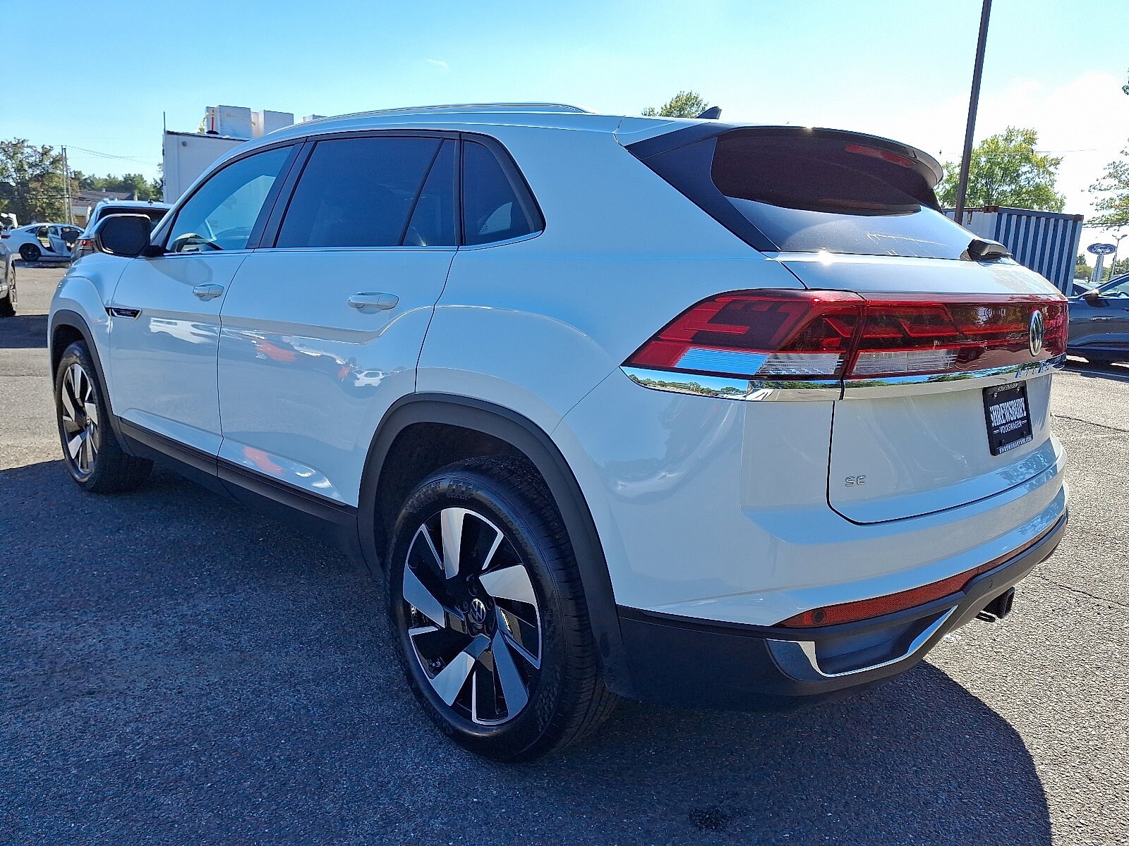 2025 Volkswagen Atlas Cross Sport SE Technology photo 4