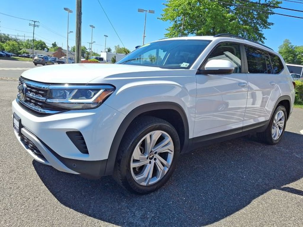 Used 2023 Volkswagen Atlas 2.0T SE w/Technology SUV