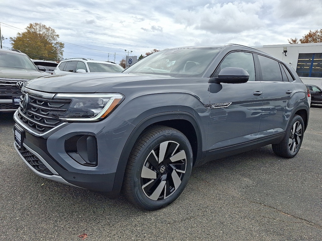New 2026 Volkswagen Atlas Cross Sport 2.0T SE w/Technology SUV