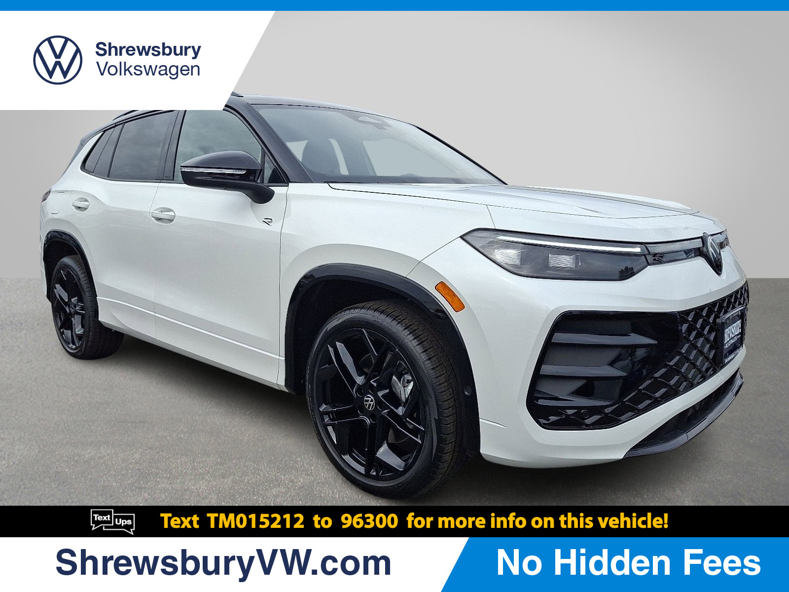 2026 Volkswagen Tiguan SE R-LINE BLACK's photo