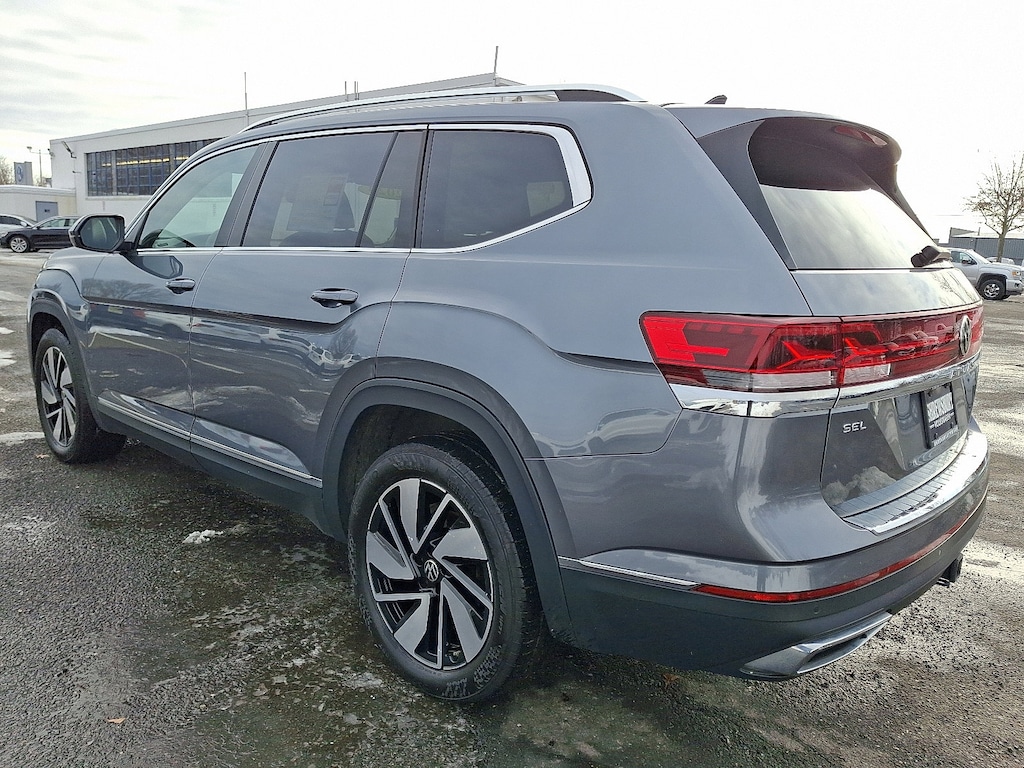 Used 2024 Volkswagen Atlas 2.0T SEL SUV