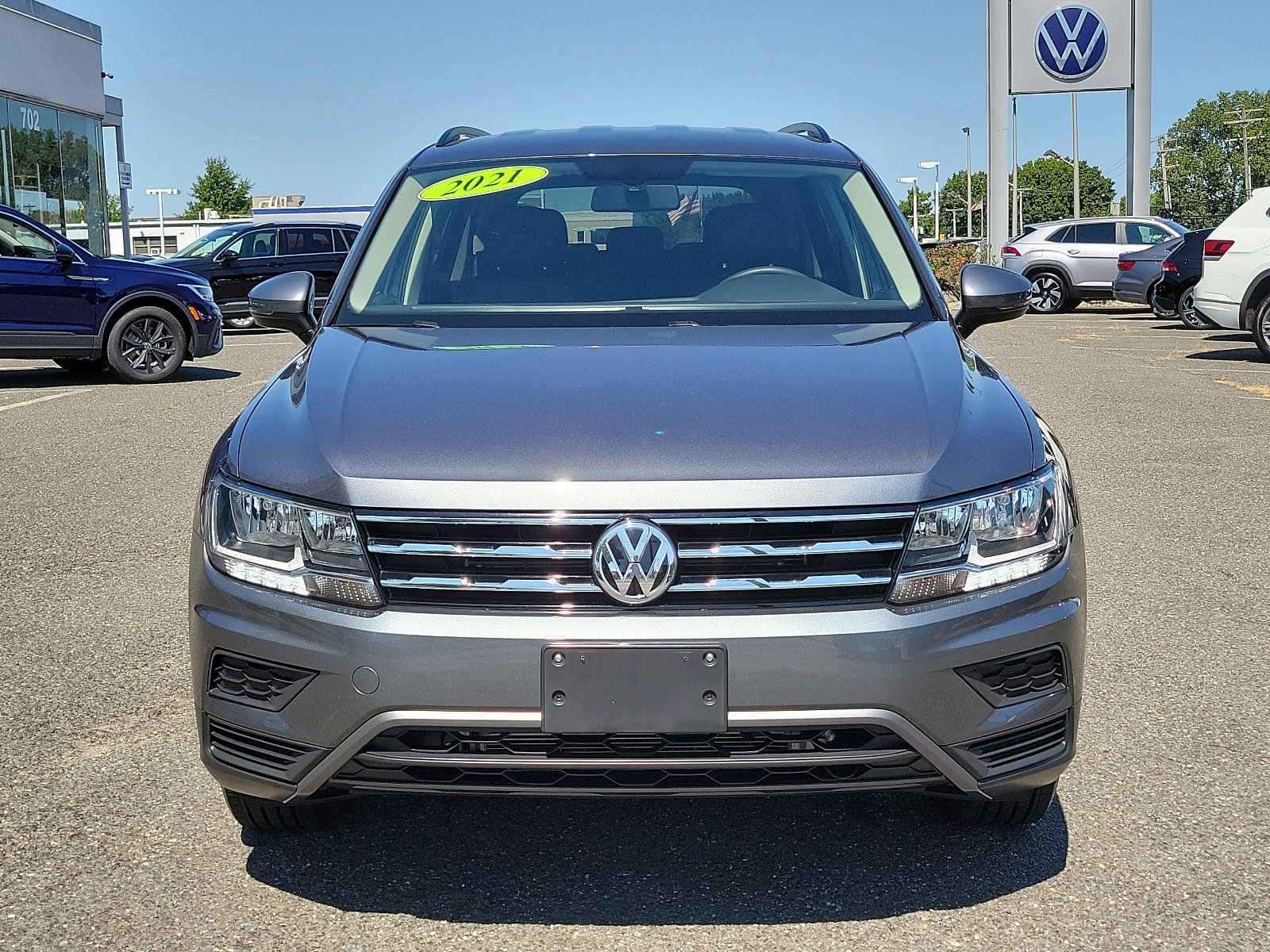 Used 2021 Volkswagen Tiguan SE with VIN 3VV3B7AXXMM103376 for sale in Tinton Falls, NJ