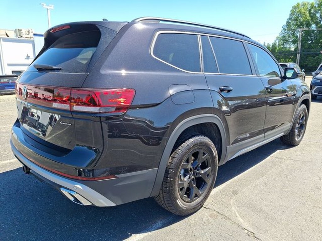New 2026 Volkswagen Atlas 2.0T Peak Edition SUV