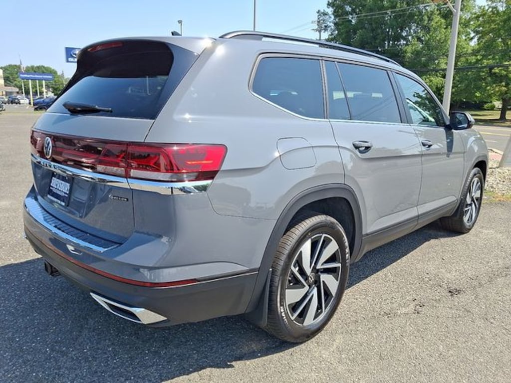 New 2026 Volkswagen Atlas 2.0T SE w/Technology SUV