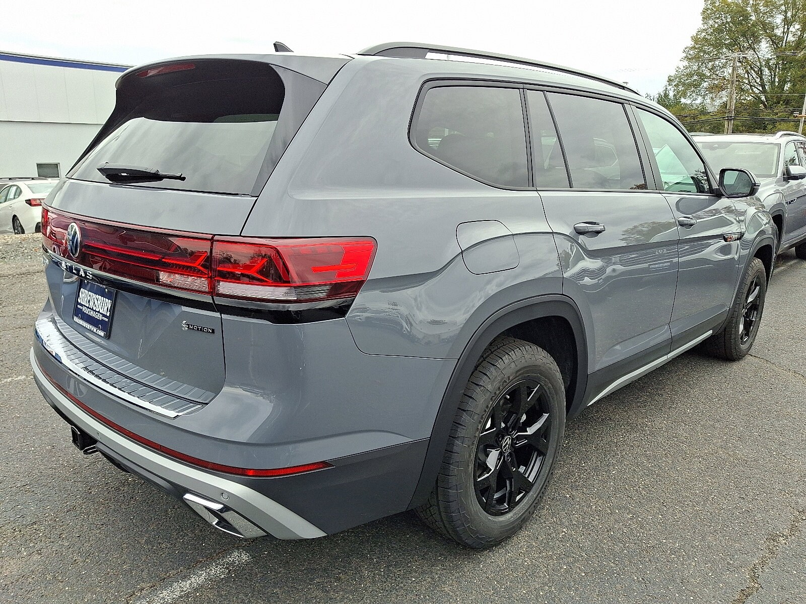 2026 Volkswagen Atlas Peak Edition SE photo 4