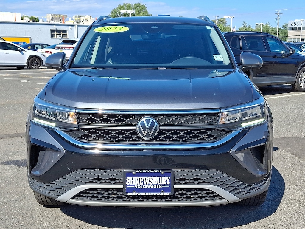 Used 2023 Volkswagen Taos 1.5T SE SUV