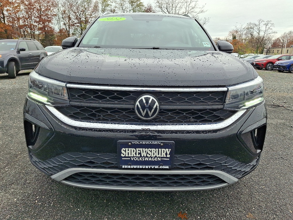 Used 2022 Volkswagen Taos 1.5T SE 4MOTION SUV