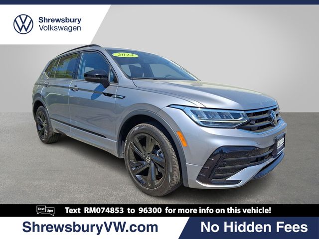 2024 Volkswagen Tiguan 2.0T SE R-Line Black 4Motion's photo