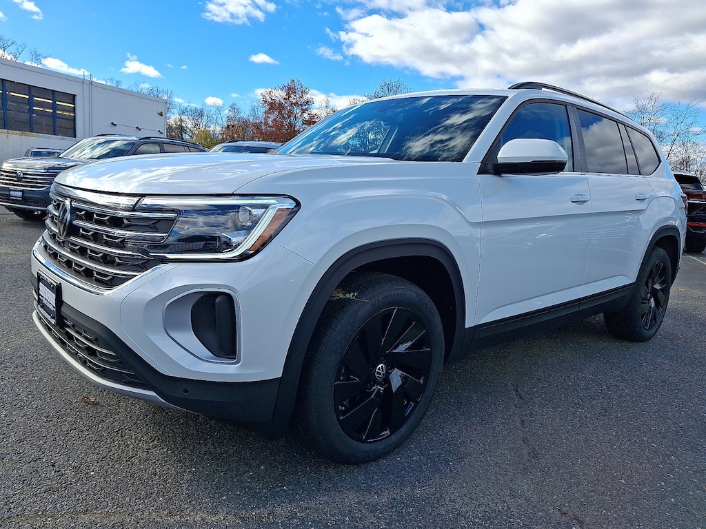 New 2026 Volkswagen Atlas 2.0T SE w/Technology SUV
