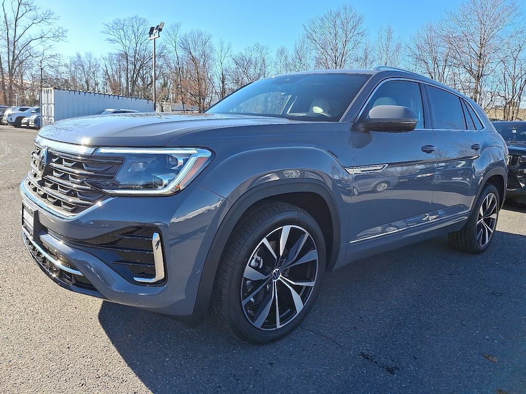 New 2026 Volkswagen Atlas Cross Sport 2.0T SEL Premium R-Line SUV