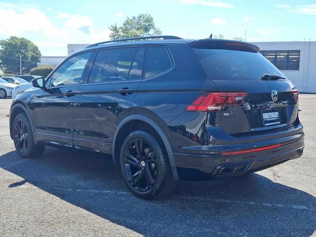 Used 2023 Volkswagen Tiguan 2.0T SE R-Line Black SUV