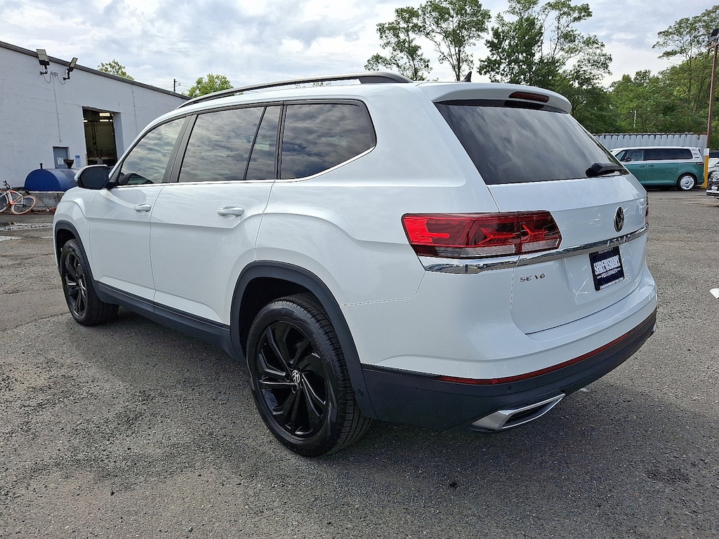 Used 2022 Volkswagen Atlas 3.6L V6 SE w/Technology SUV