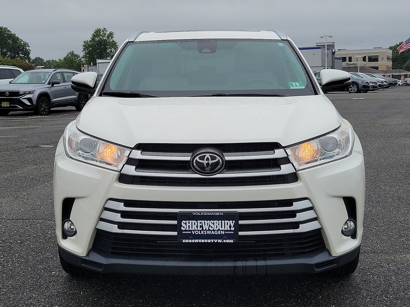 Used 2018 Toyota Highlander XLE with VIN 5TDJZRFH1JS544484 for sale in Tinton Falls, NJ