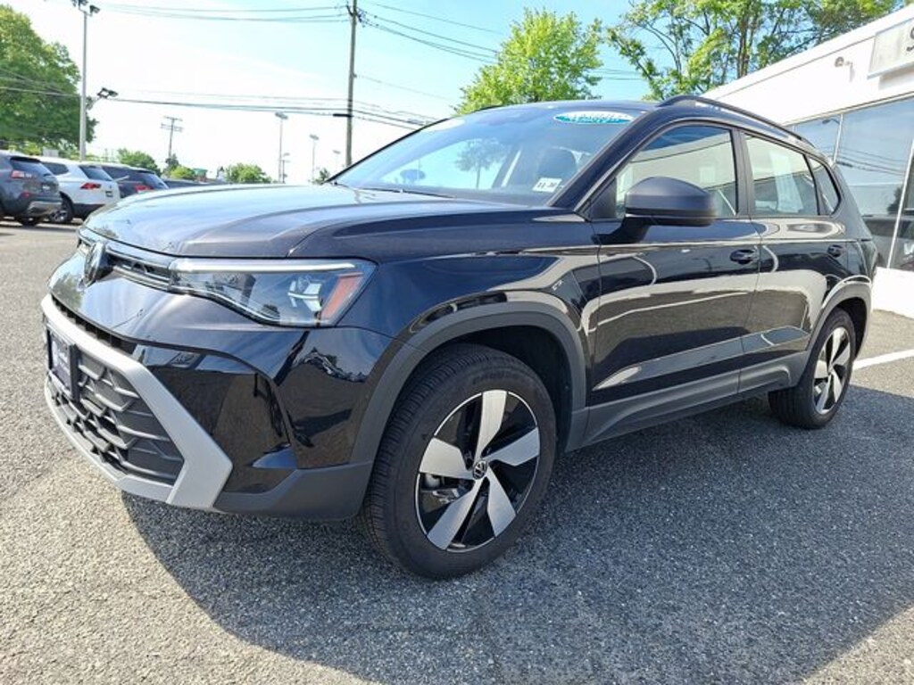 Used 2025 Volkswagen Taos 1.5T S SUV