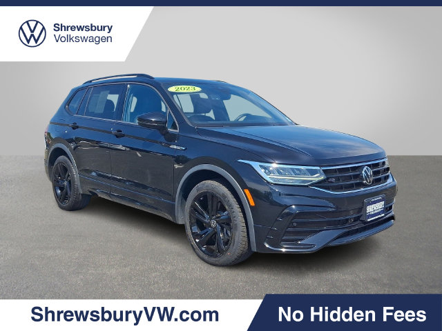 2023 Volkswagen Tiguan SE R-LINE BLACK