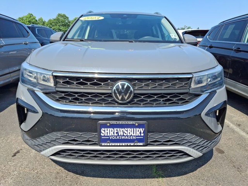 Used 2023 Volkswagen Taos 1.5T SE SUV
