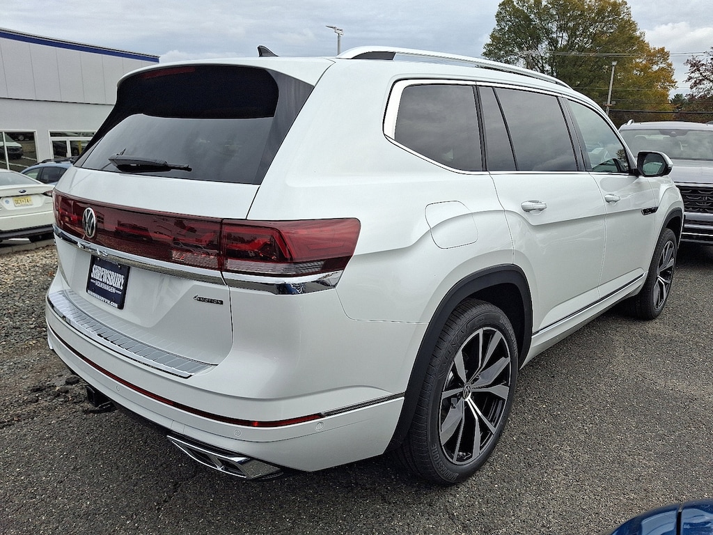 New 2026 Volkswagen Atlas 2.0T SEL Premium R-Line SUV